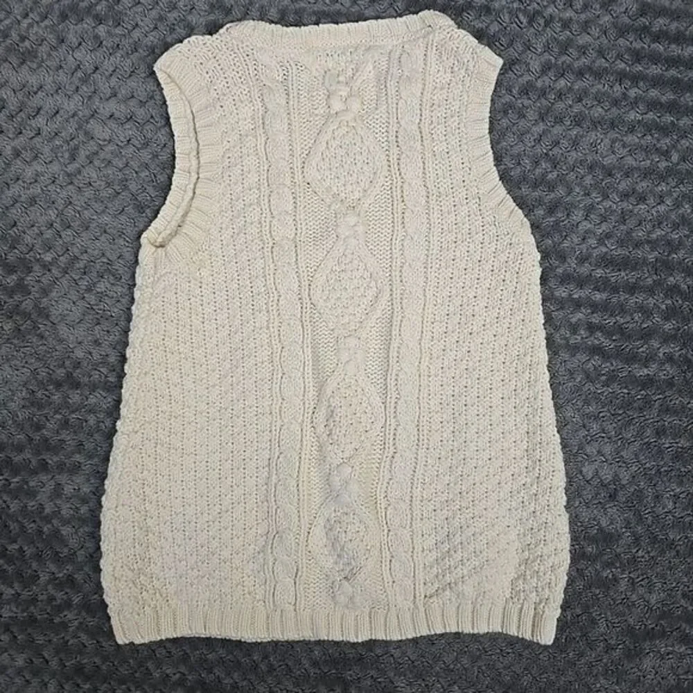 Gap Sweater Vest Toddler Girls 18-24 Cream Floral Cable Knit‎ Cozy Warm Holiday